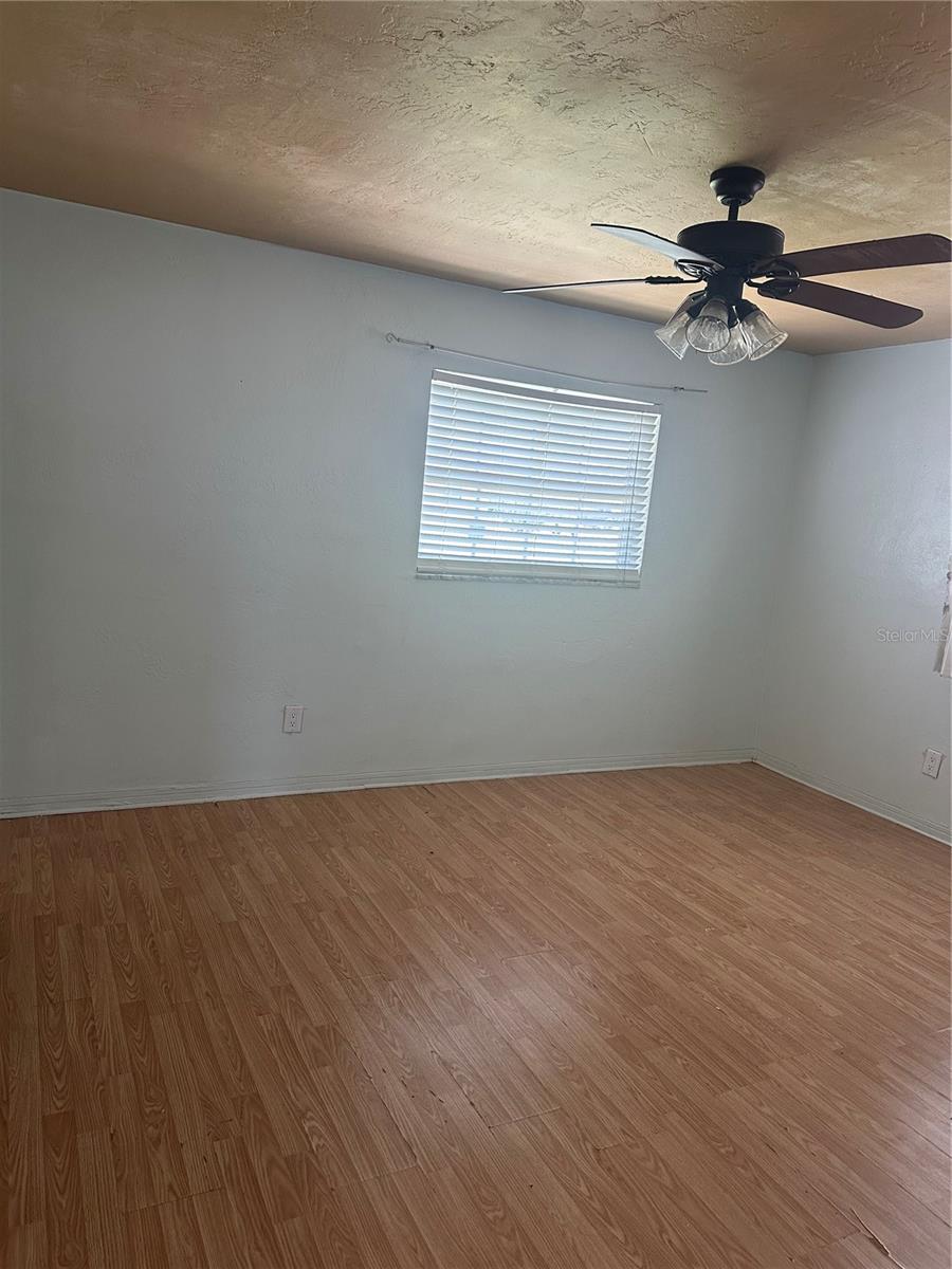 Image 5 of 8 For 5460 98th Avenue N