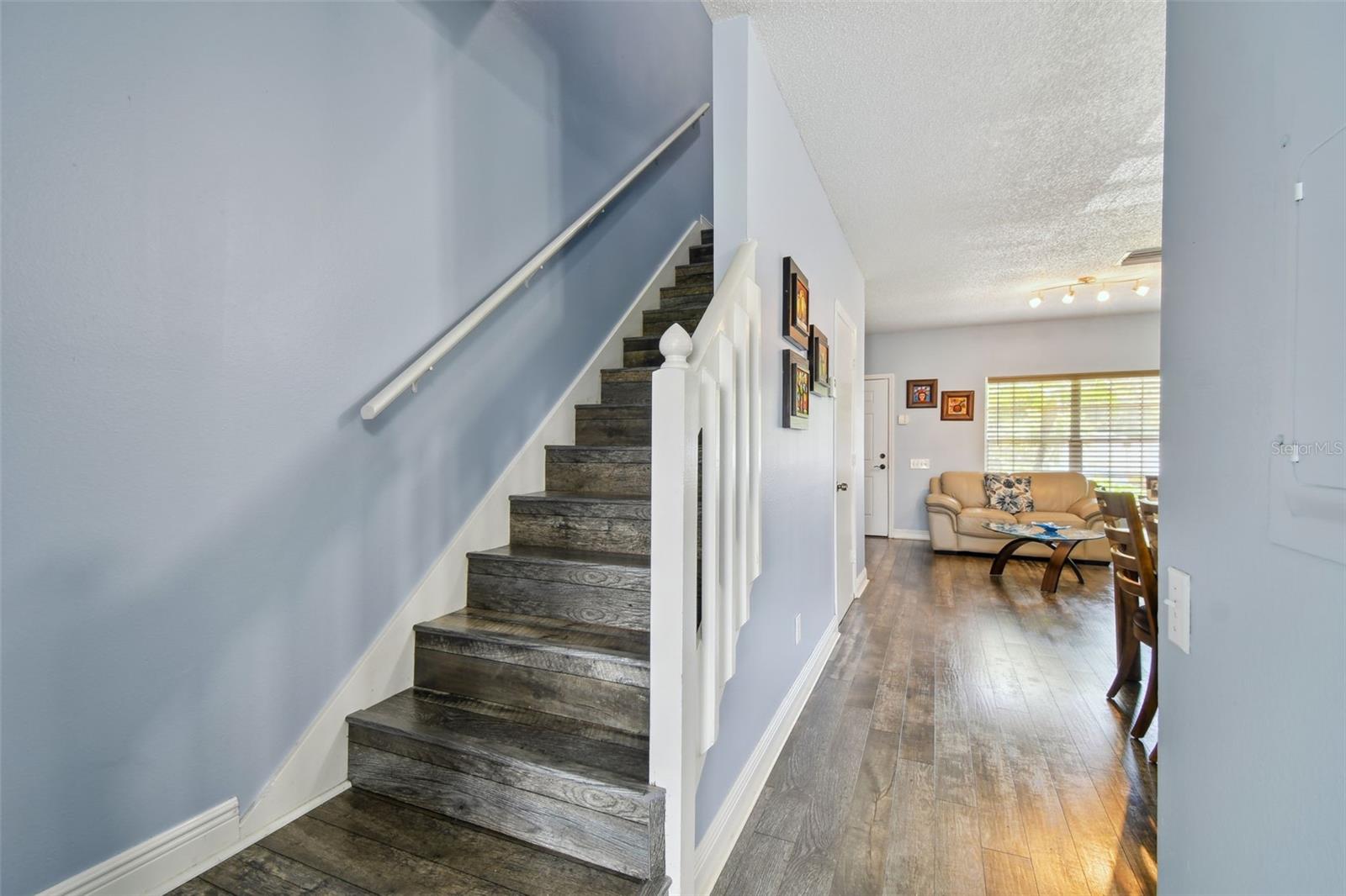 Image 12 of 99 For 6029 Bayside Key Drive