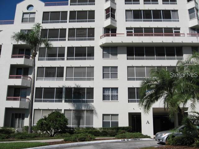 Listing photo id 15 for 2333 Feather Sound Drive A106
