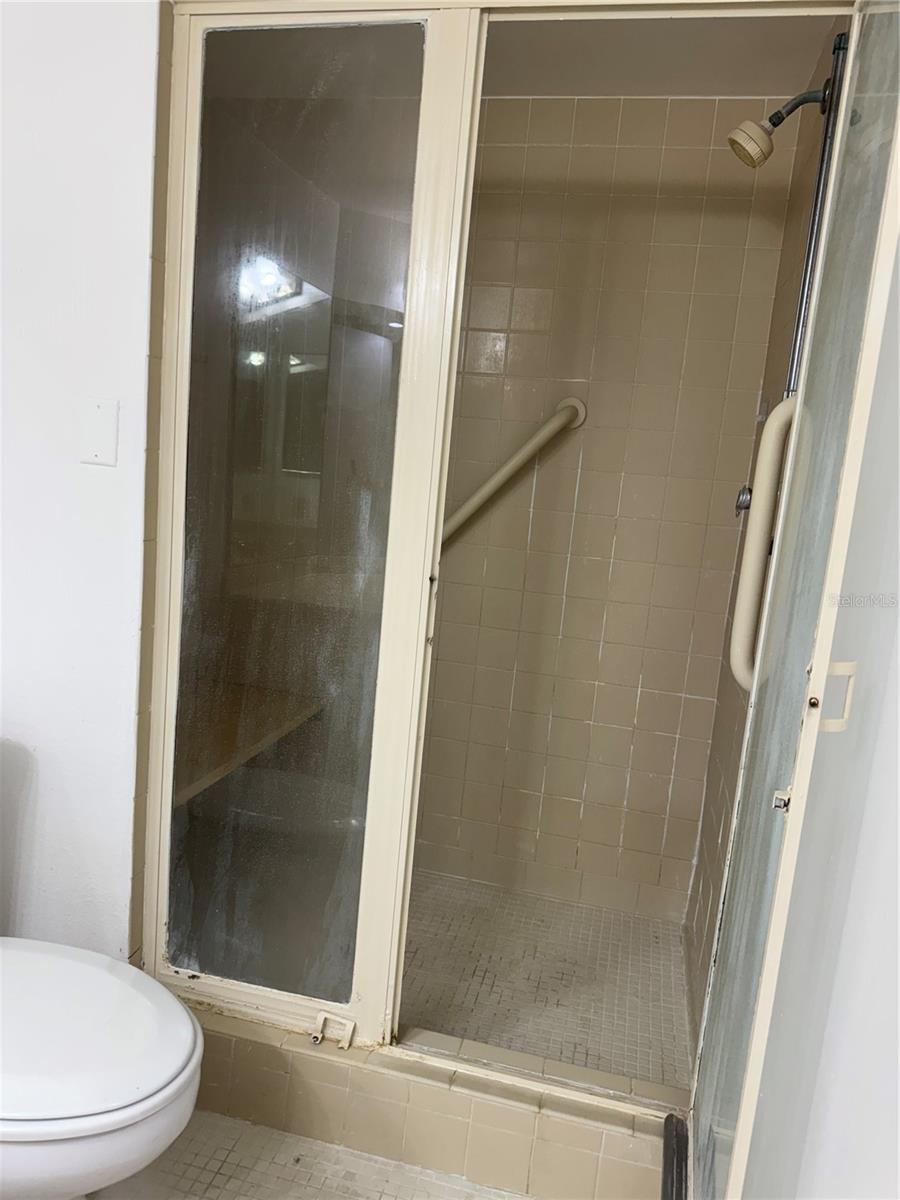 Listing photo id 7 for 2333 Feather Sound Drive A106