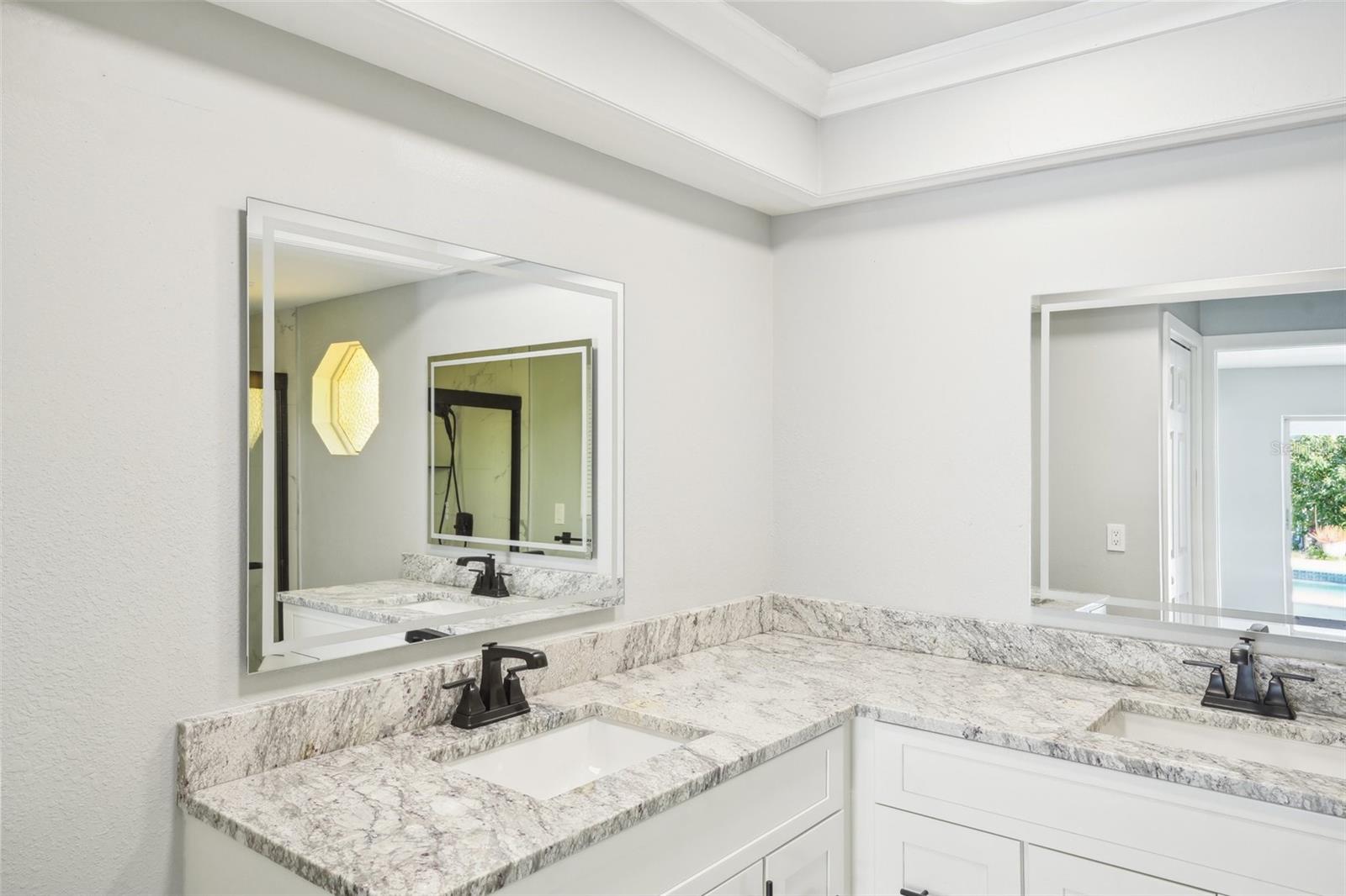 Image 11 of 32 For 5208 3rd Avenue