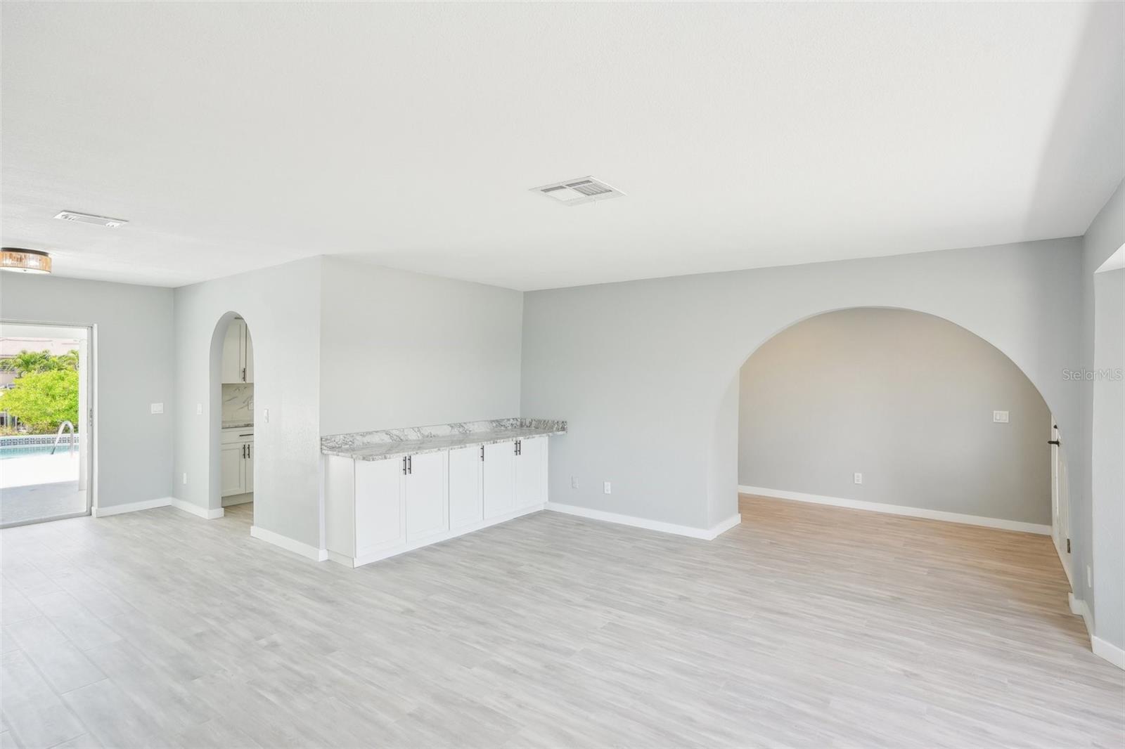 Image 7 of 32 For 5208 3rd Avenue