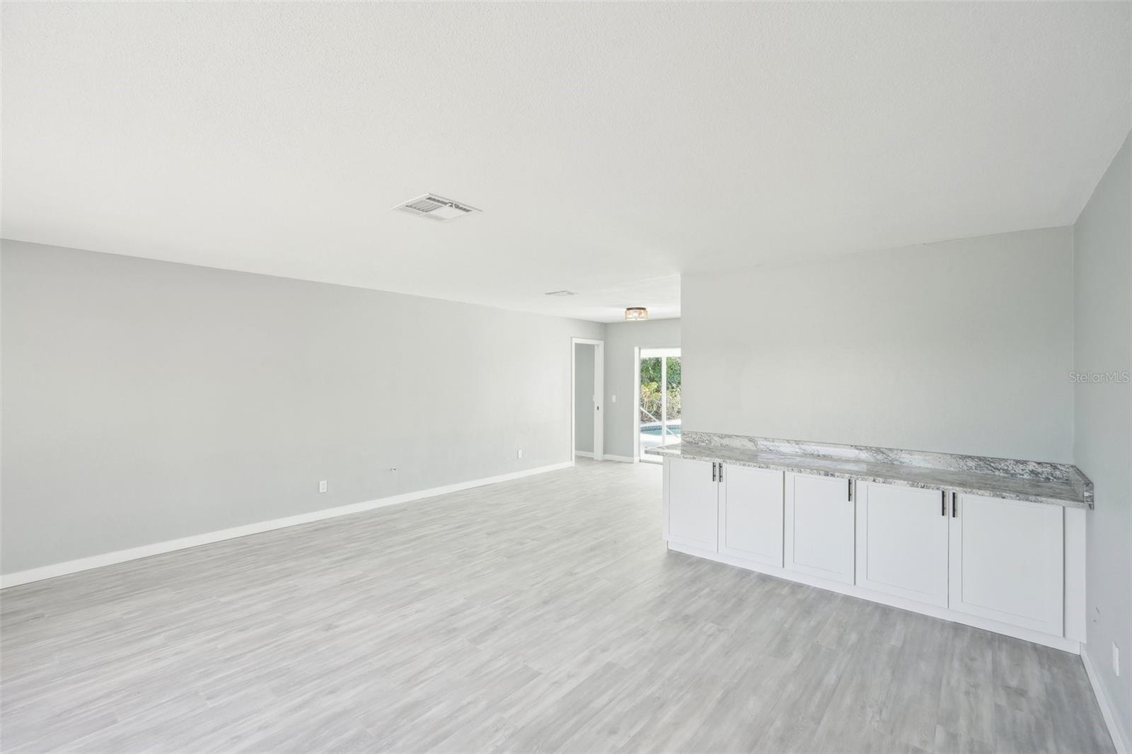 Image 8 of 32 For 5208 3rd Avenue