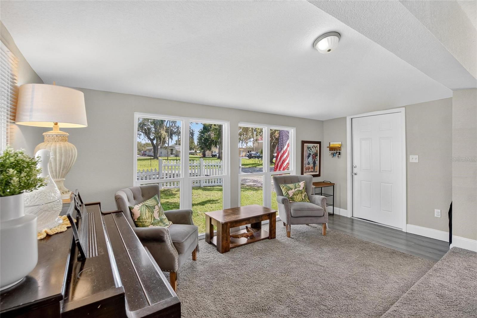 Image 12 of 67 For 1607 Granfield Avenue