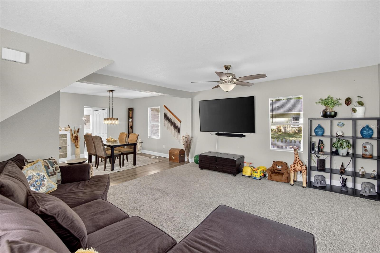 Image 15 of 67 For 1607 Granfield Avenue