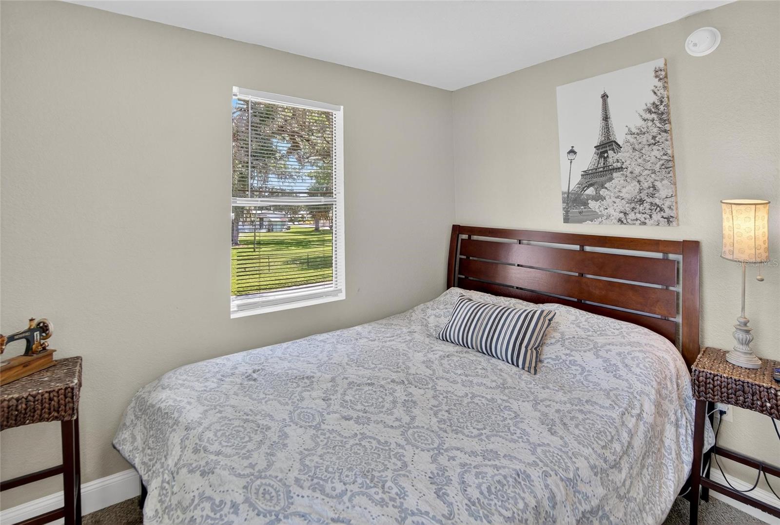 Image 37 of 67 For 1607 Granfield Avenue