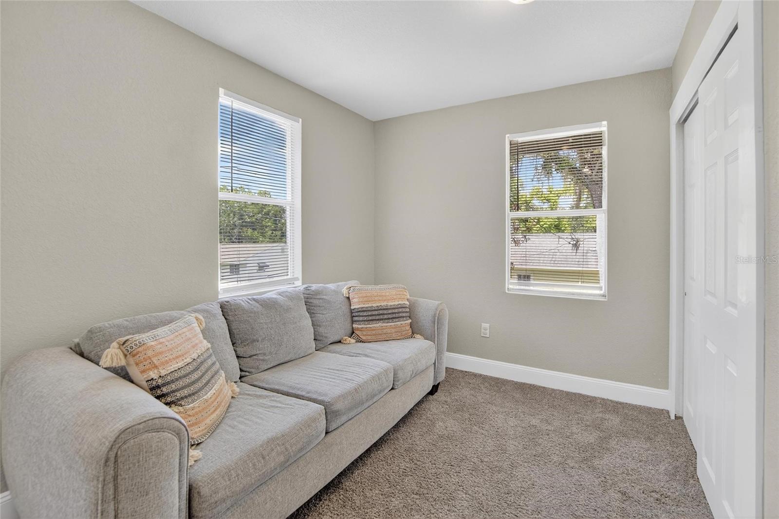 Image 48 of 67 For 1607 Granfield Avenue