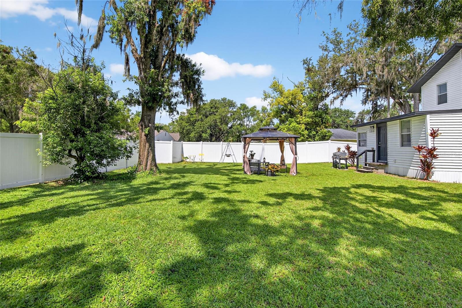 Image 60 of 67 For 1607 Granfield Avenue