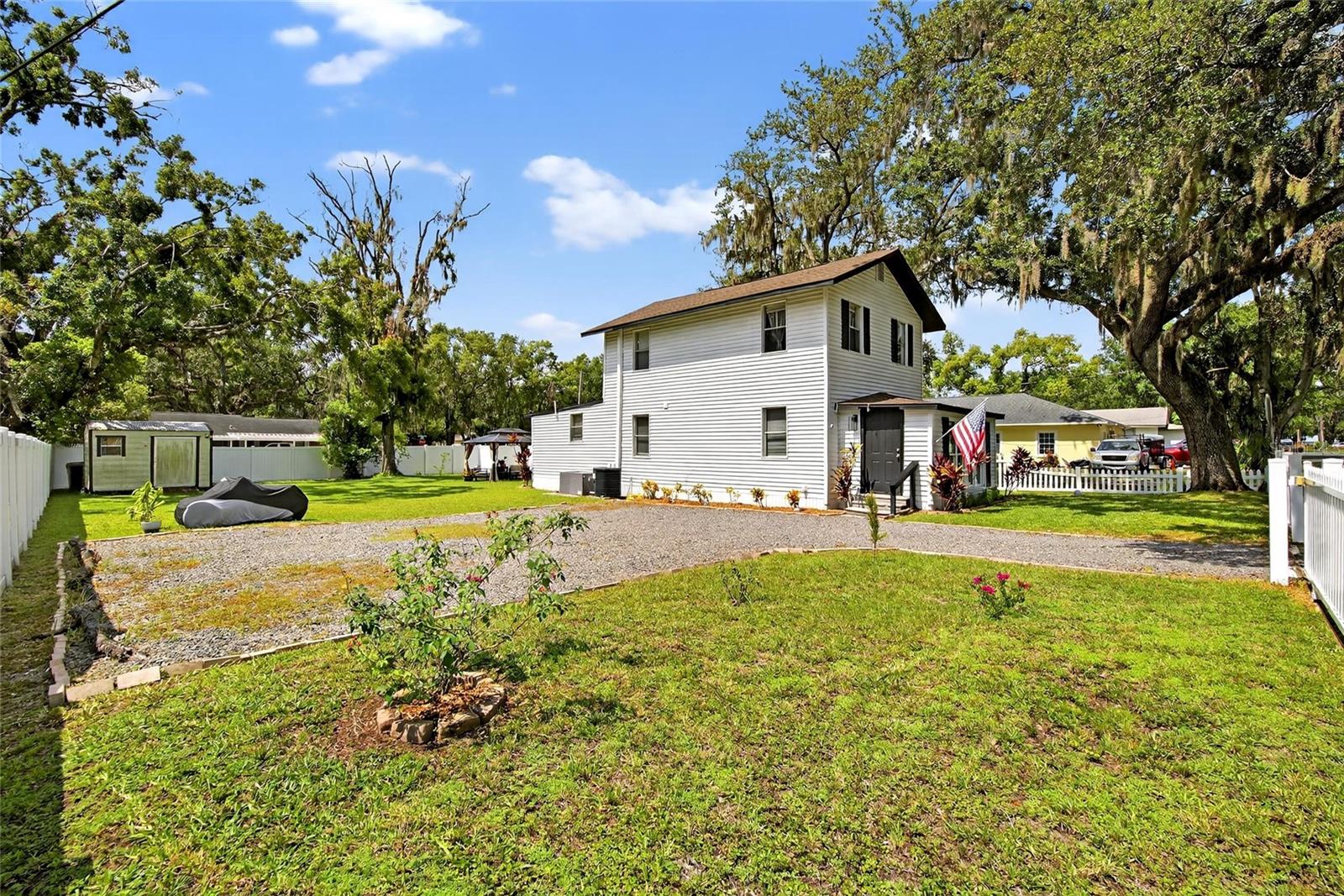 Image 65 of 67 For 1607 Granfield Avenue