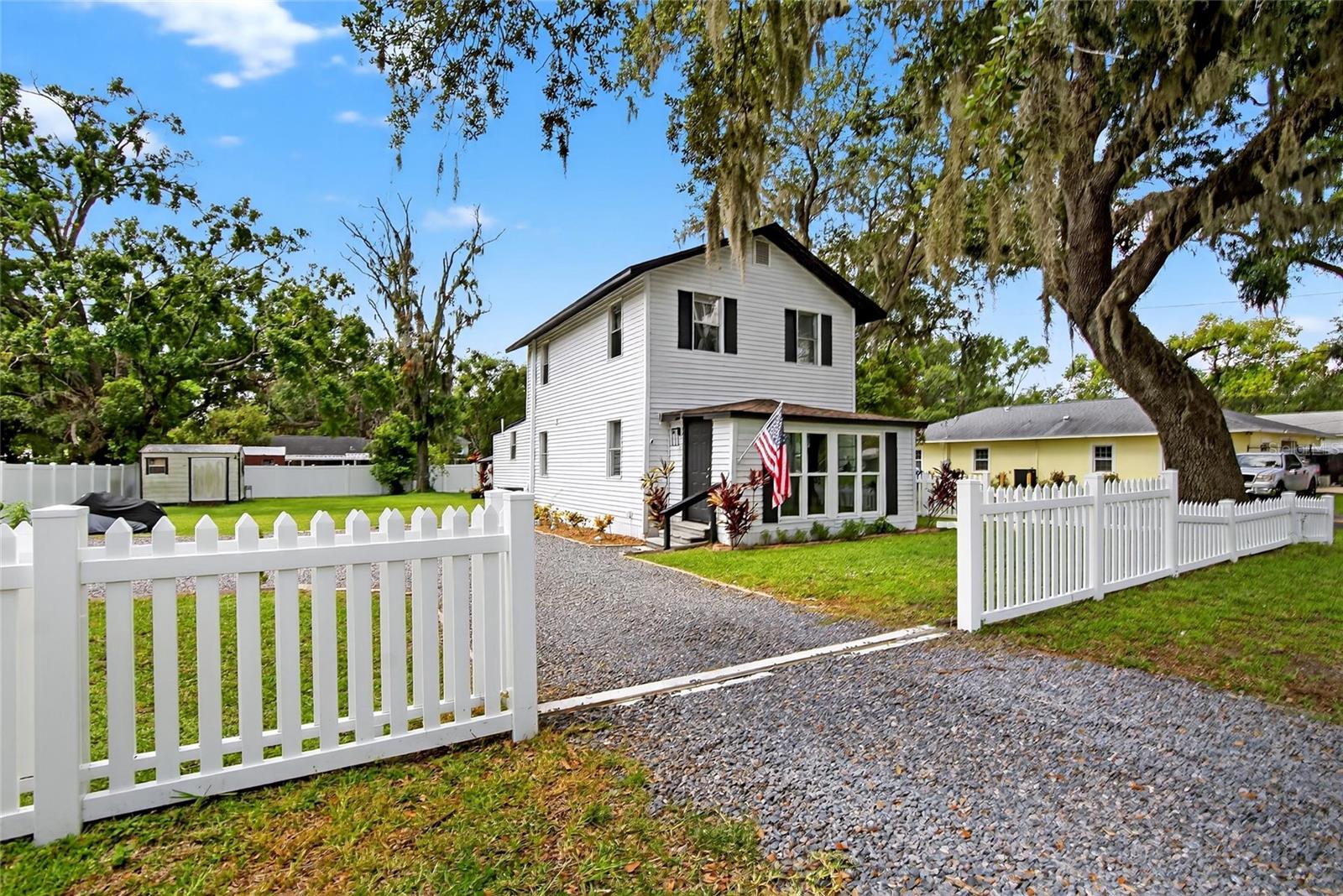 Image 7 of 67 For 1607 Granfield Avenue