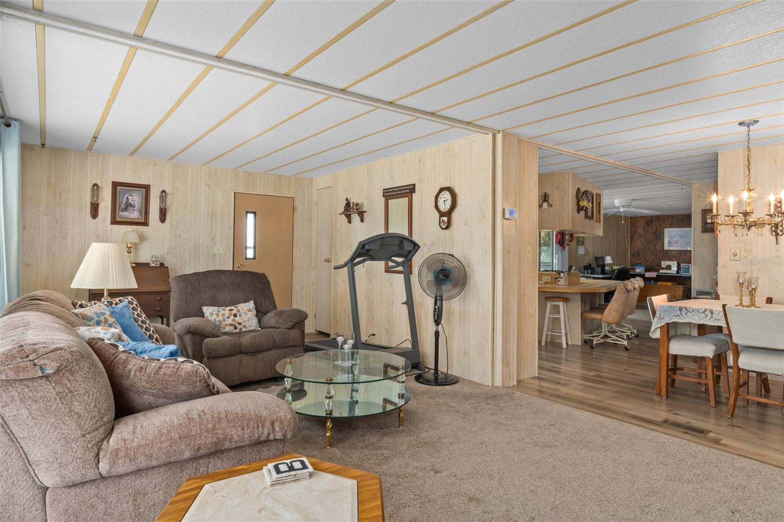Image 10 of 32 For 8715 Highpoint Boulevard
