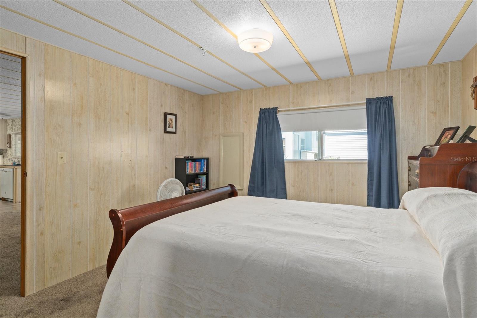 Image 22 of 32 For 8715 Highpoint Boulevard