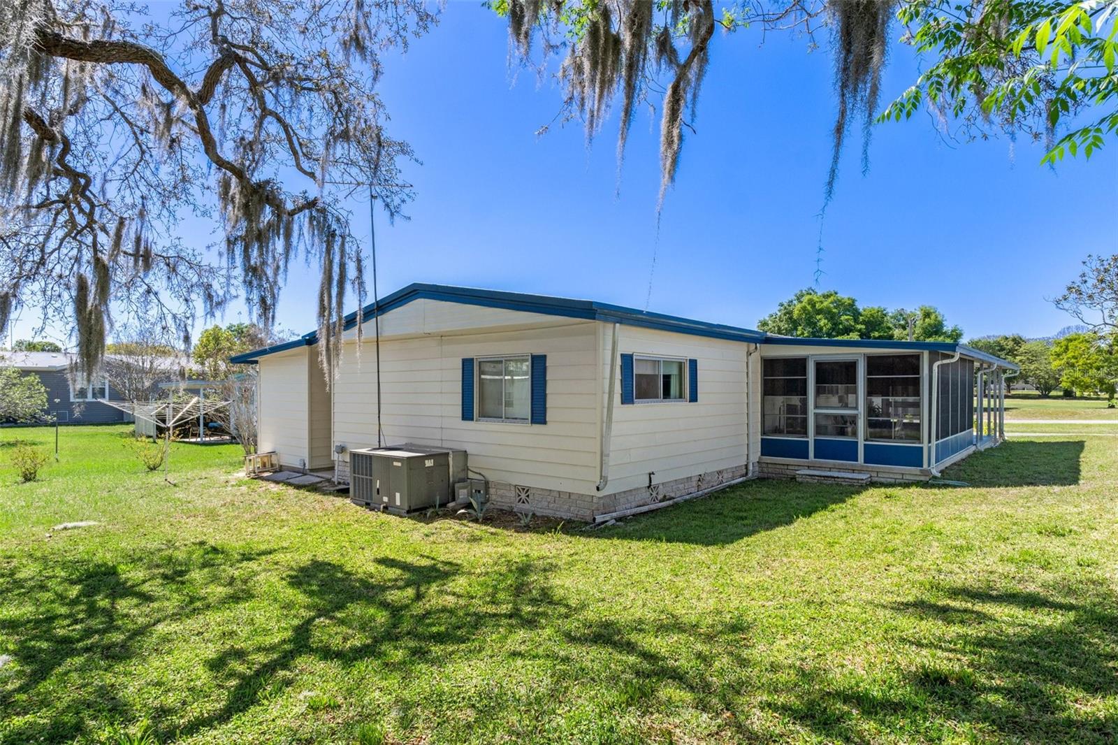 Image 31 of 32 For 8715 Highpoint Boulevard