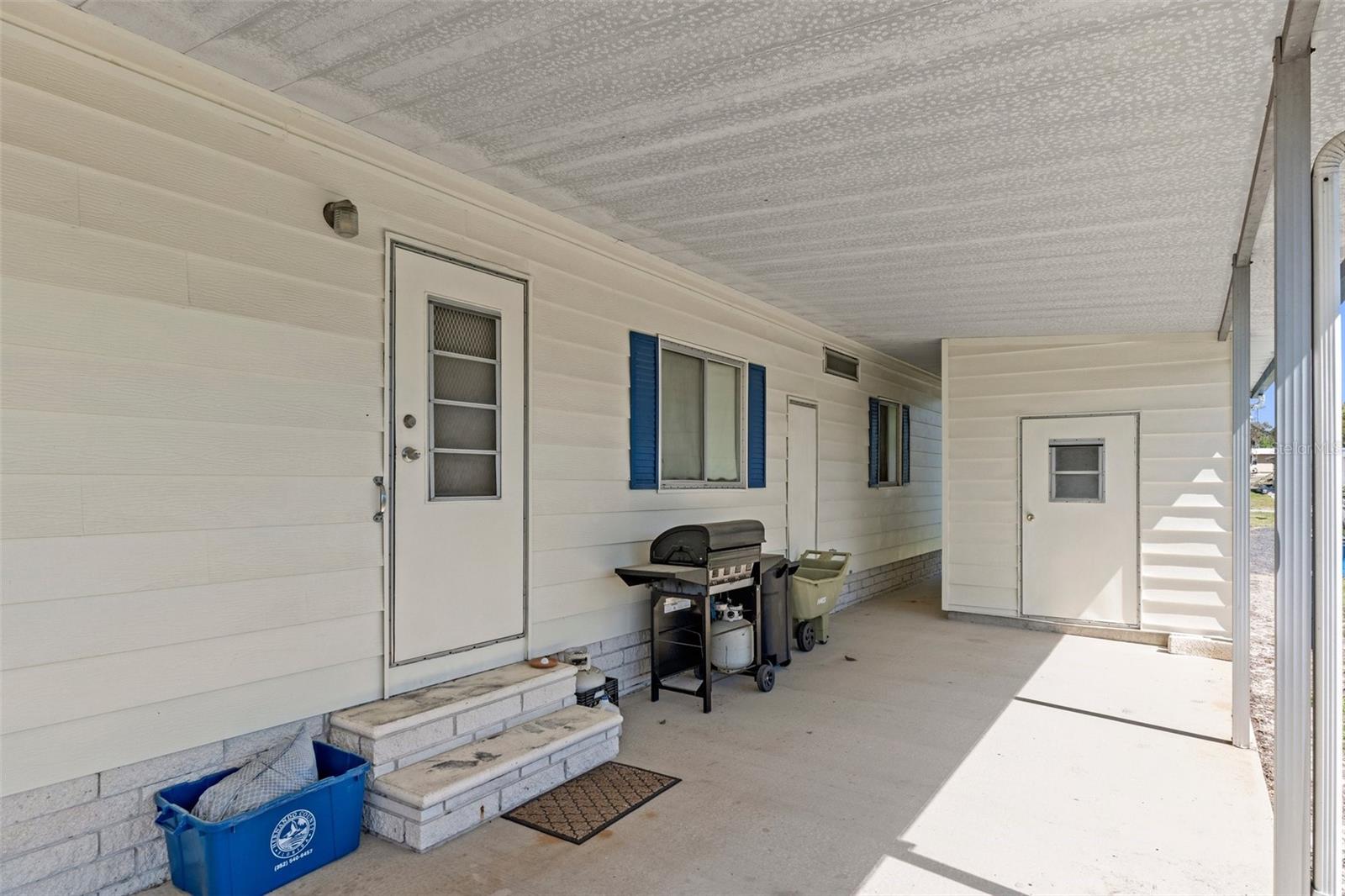 Image 5 of 32 For 8715 Highpoint Boulevard