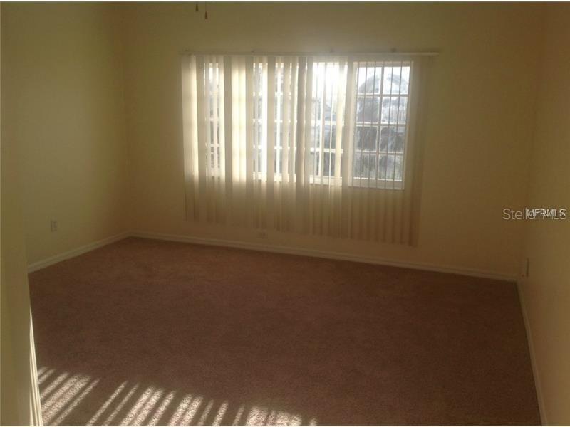 Listing photo id 23 for 23241 Abercorn Lane