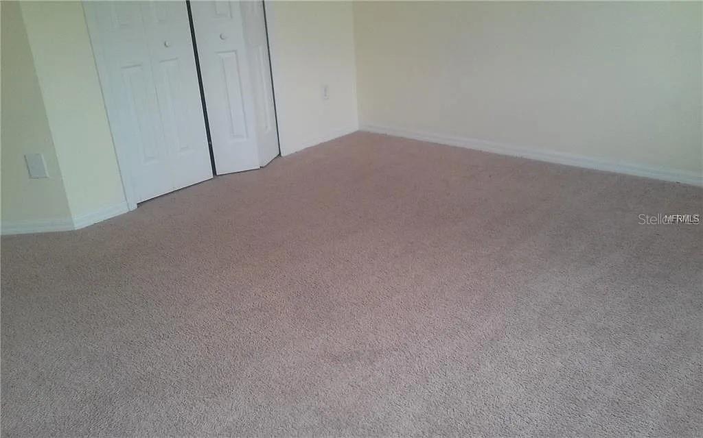 Listing photo id 26 for 23241 Abercorn Lane