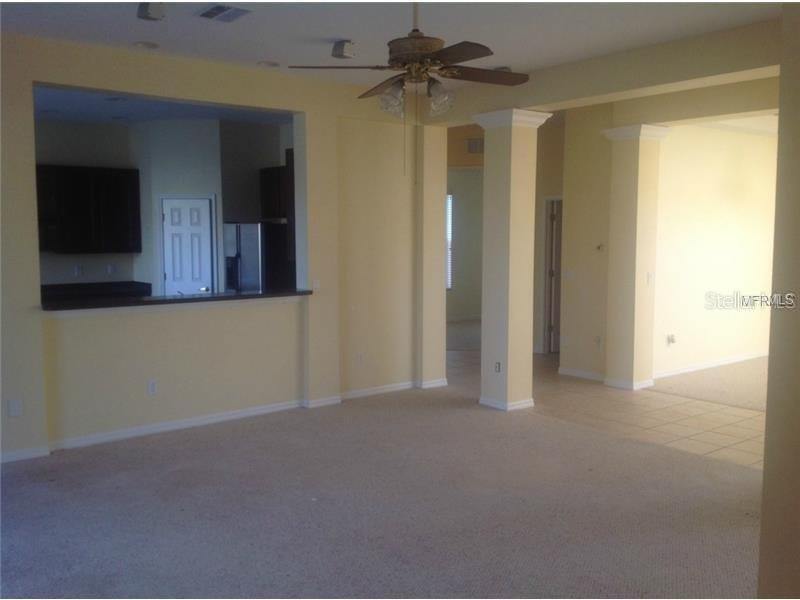 Listing photo id 6 for 23241 Abercorn Lane