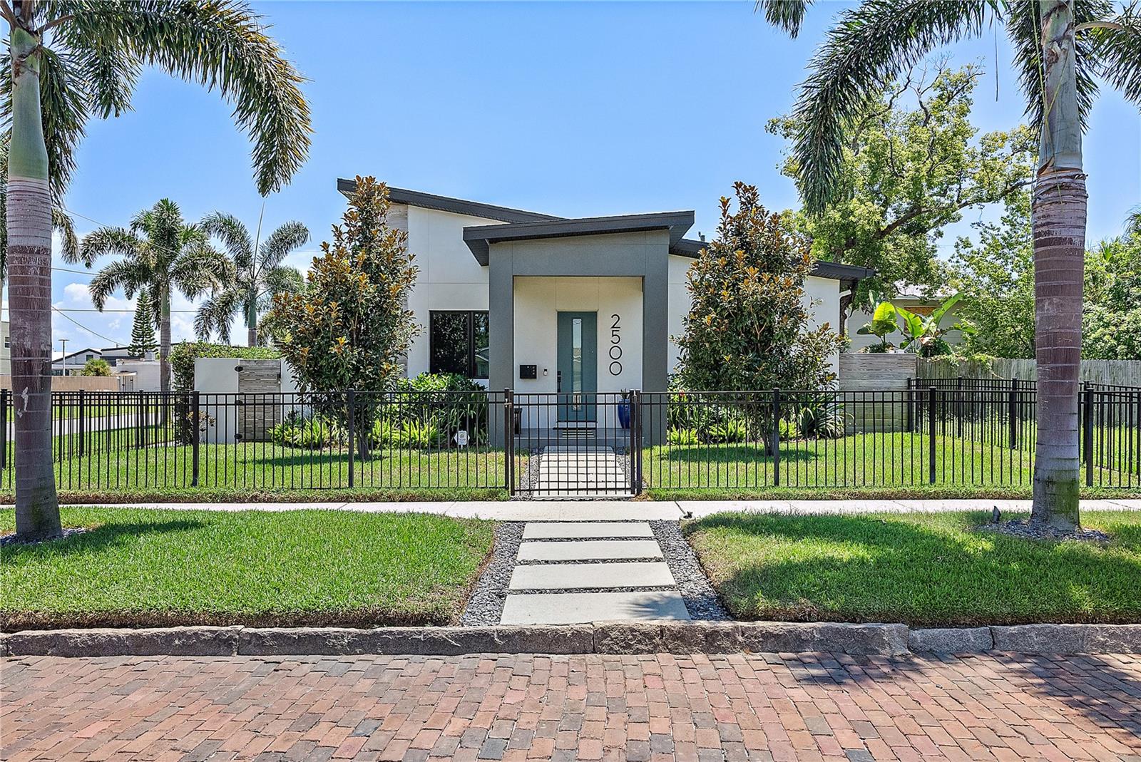 Details for 2500 4th Avenue S, ST PETERSBURG, FL 33712