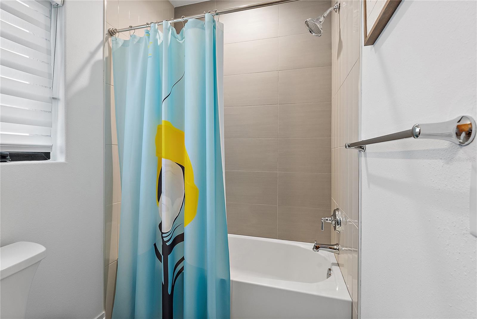 Image 46 of 67 For 2500 4th Avenue S