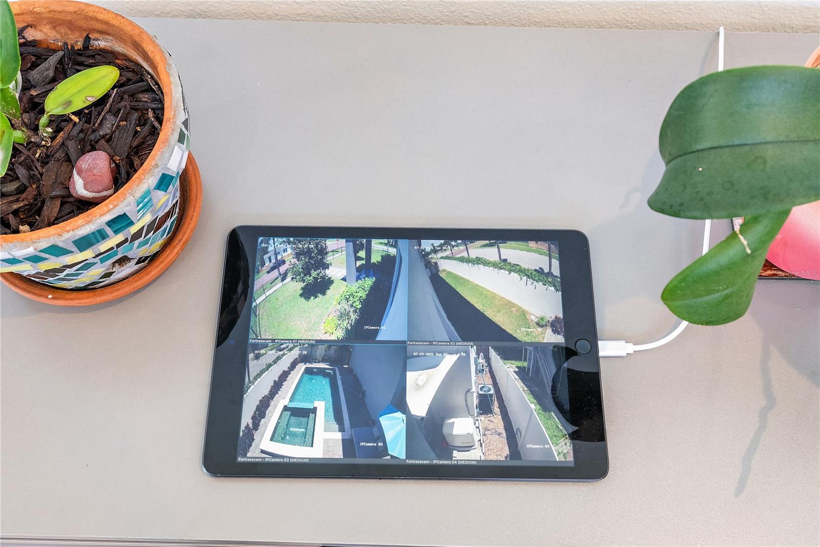 Image 57 of 67 For 2500 4th Avenue S