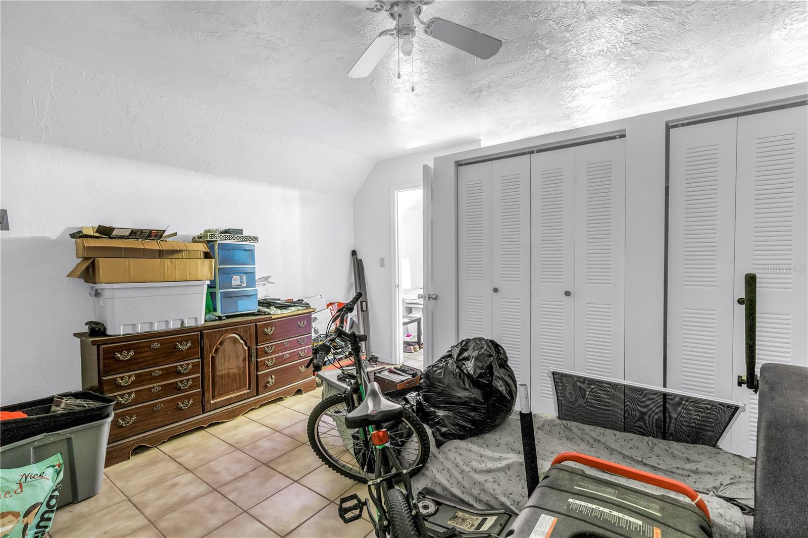 Image 19 of 35 For 4631 40th Street N