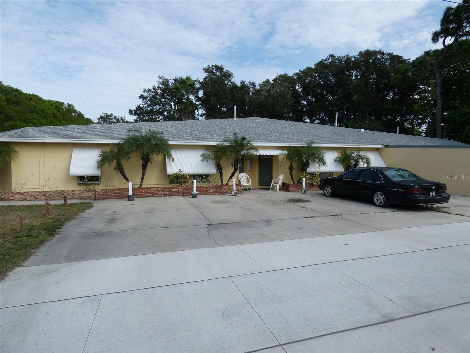 Image 2 of 35 For 4631 40th Street N