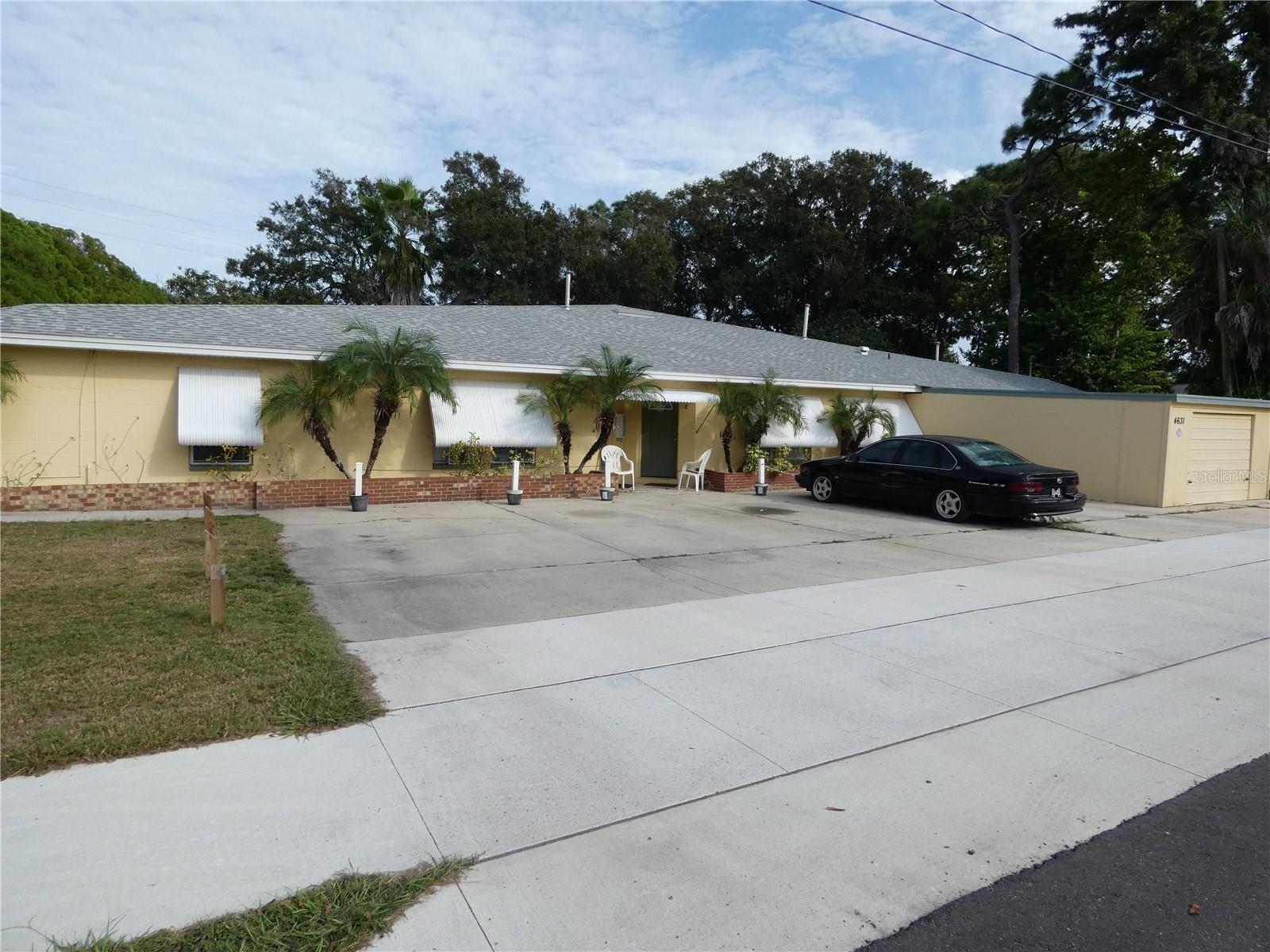 Image 3 of 35 For 4631 40th Street N