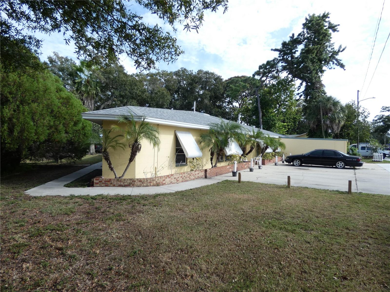 Image 5 of 35 For 4631 40th Street N
