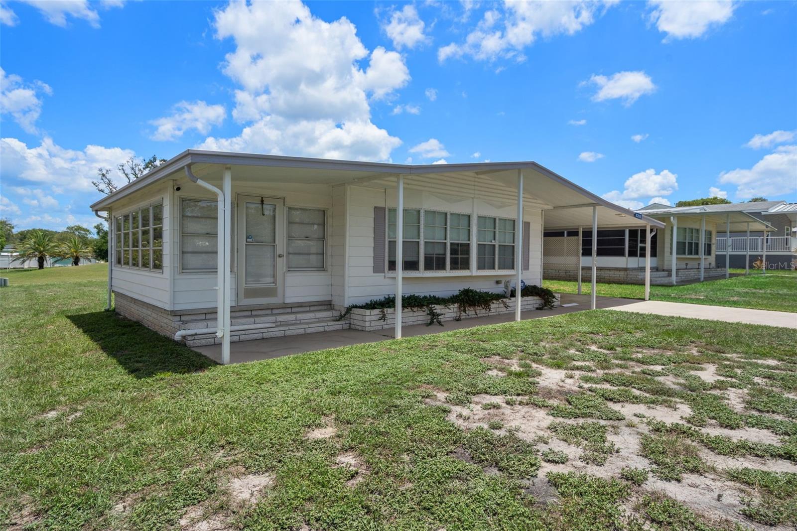 Listing photo id 0 for 8208 Fiesta Street