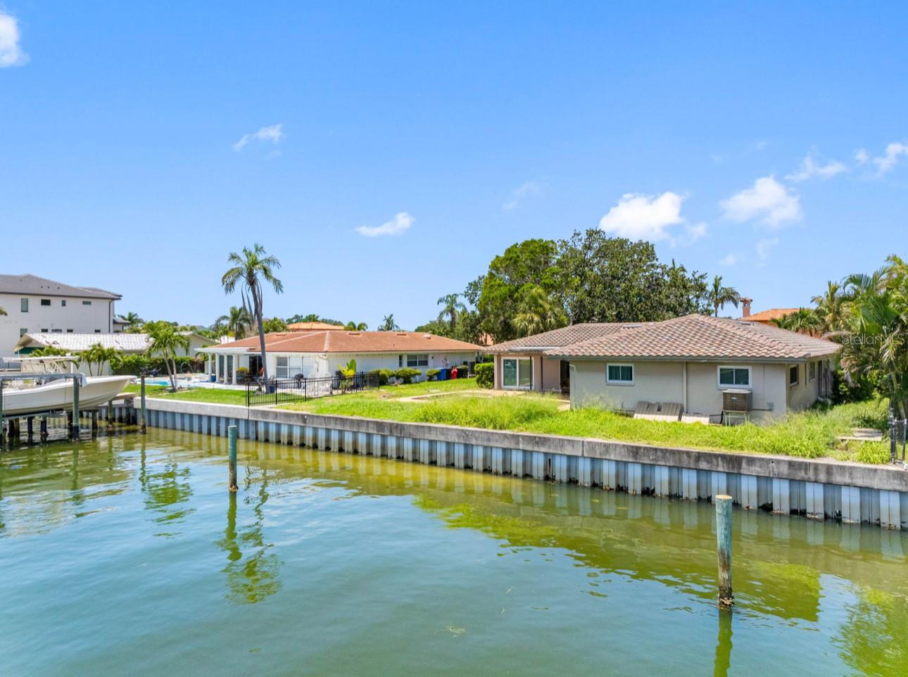 Details for 1962 Hawaii Avenue Ne, ST PETERSBURG, FL 33703