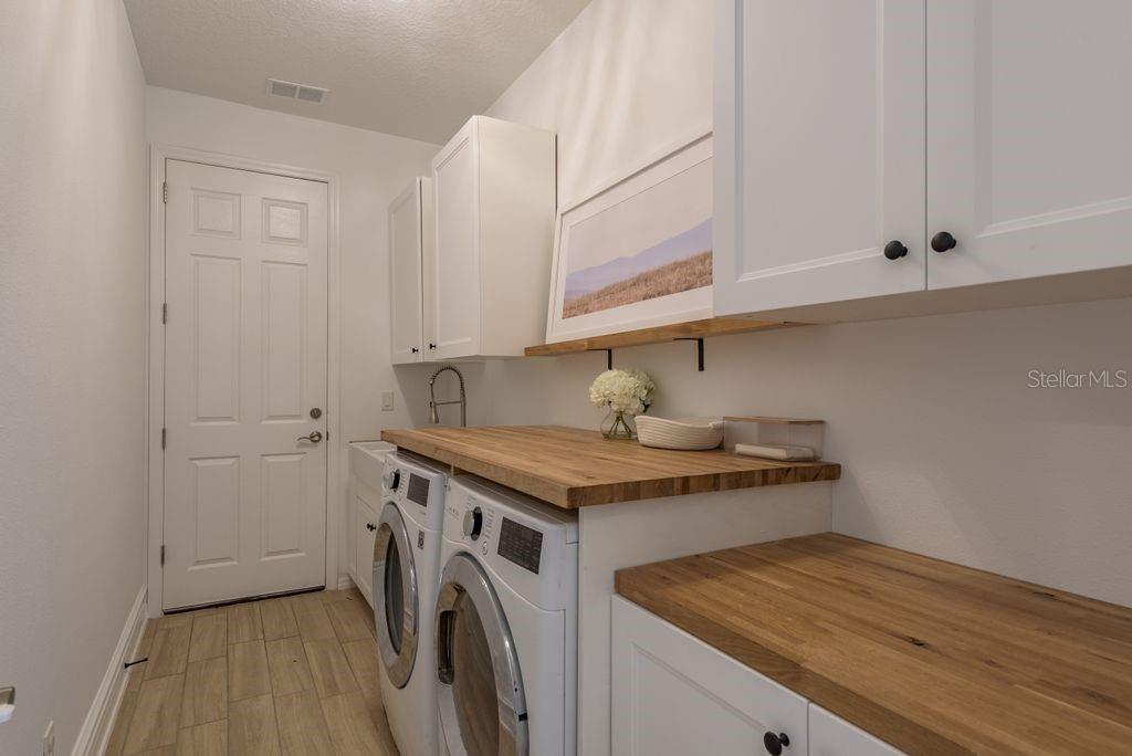 Image 25 of 82 For 12255 Corkfield Lane