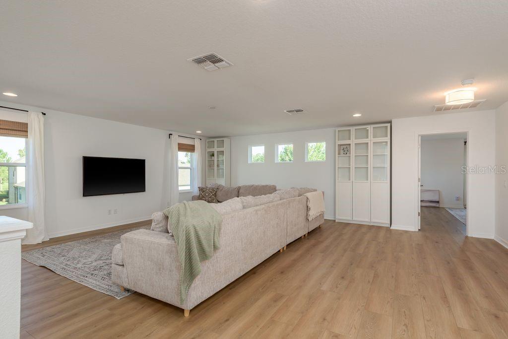 Image 29 of 82 For 12255 Corkfield Lane