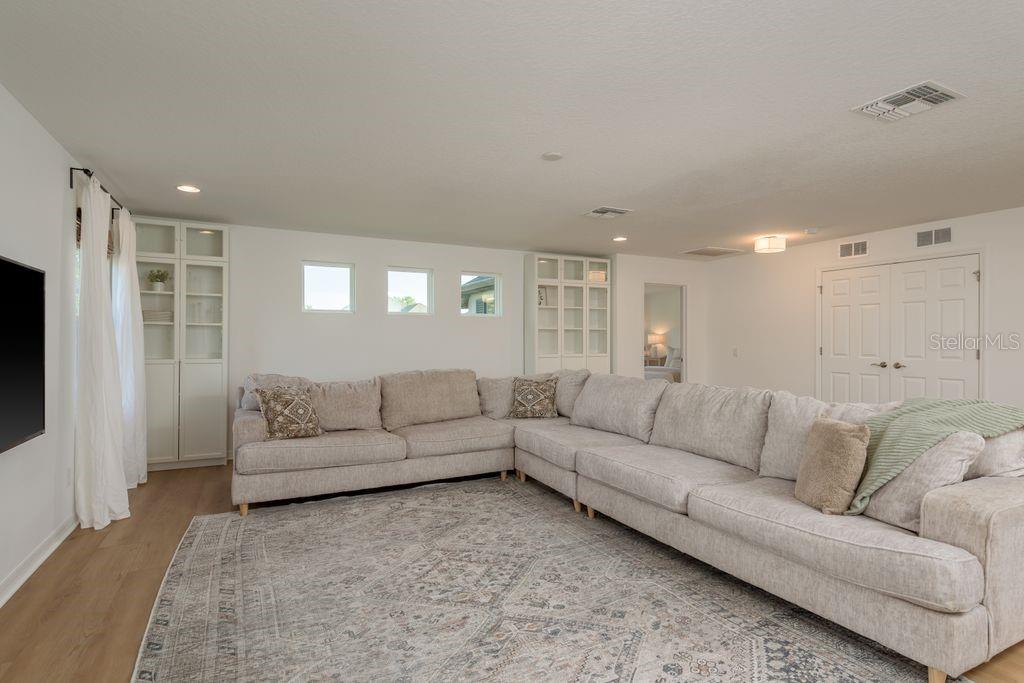 Image 32 of 82 For 12255 Corkfield Lane