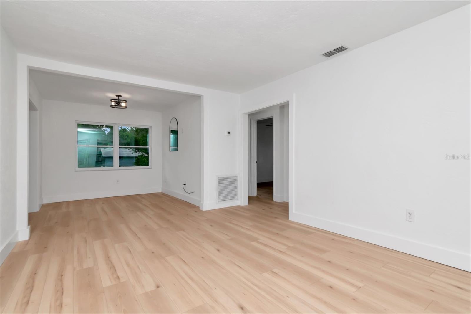 Image 4 of 27 For 7148 Ramor Lane