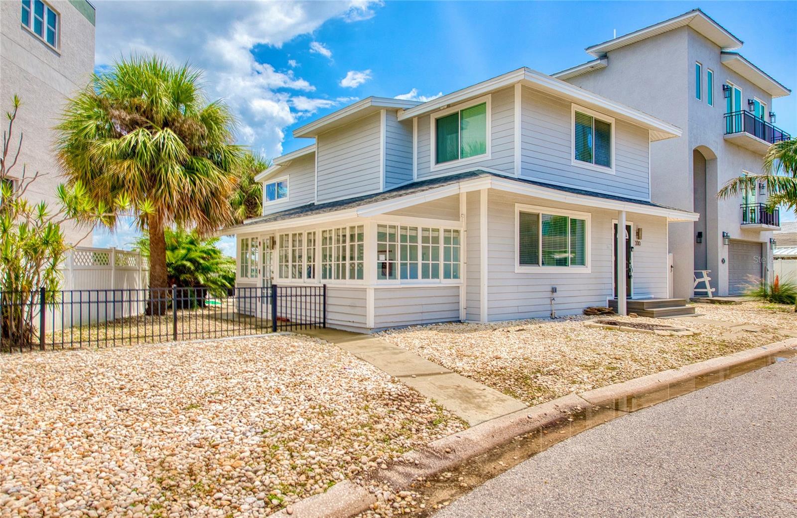 Details for 300 Bay Plz  , TREASURE ISLAND, FL 33706
