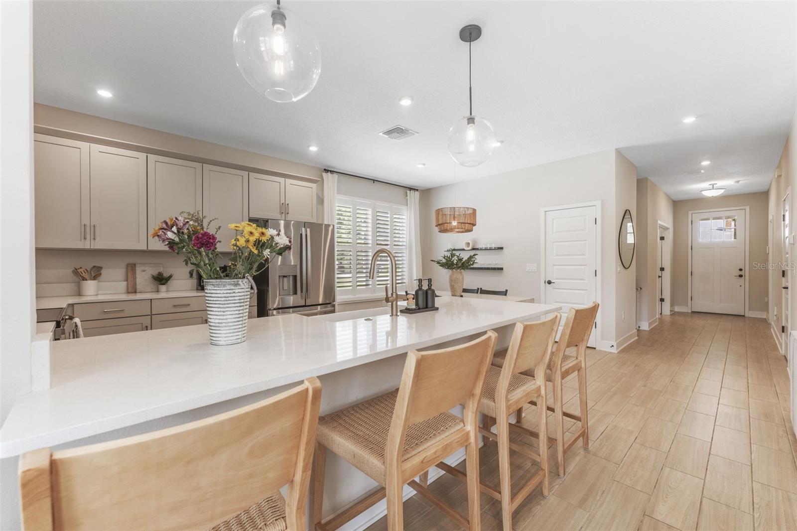 Listing photo id 9 for 4208 Central Avenue