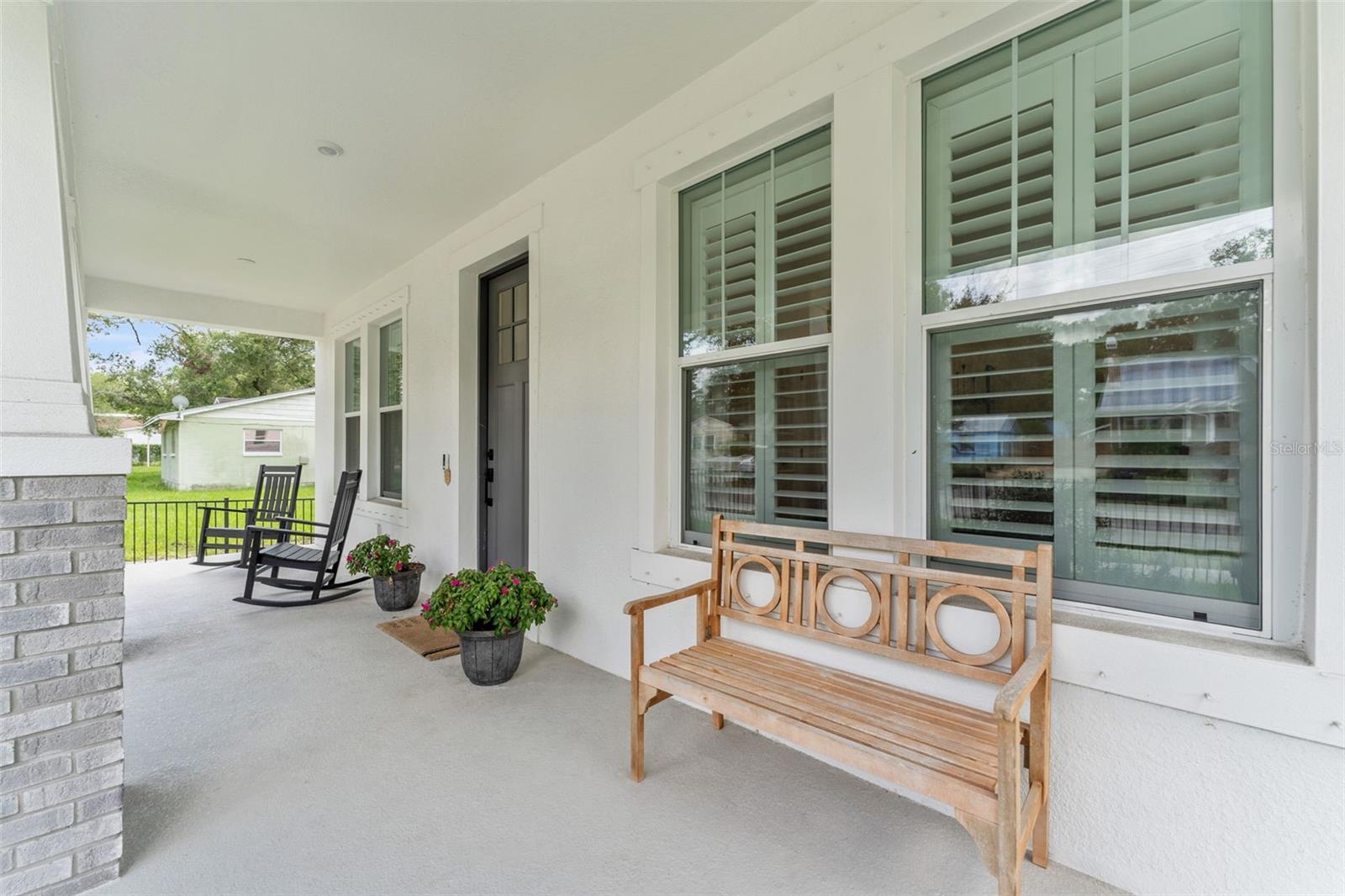 Listing photo id 1 for 4208 Central Avenue