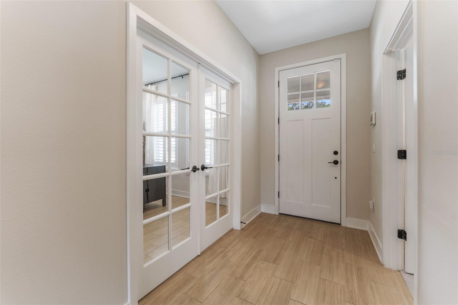Listing photo id 2 for 4208 Central Avenue