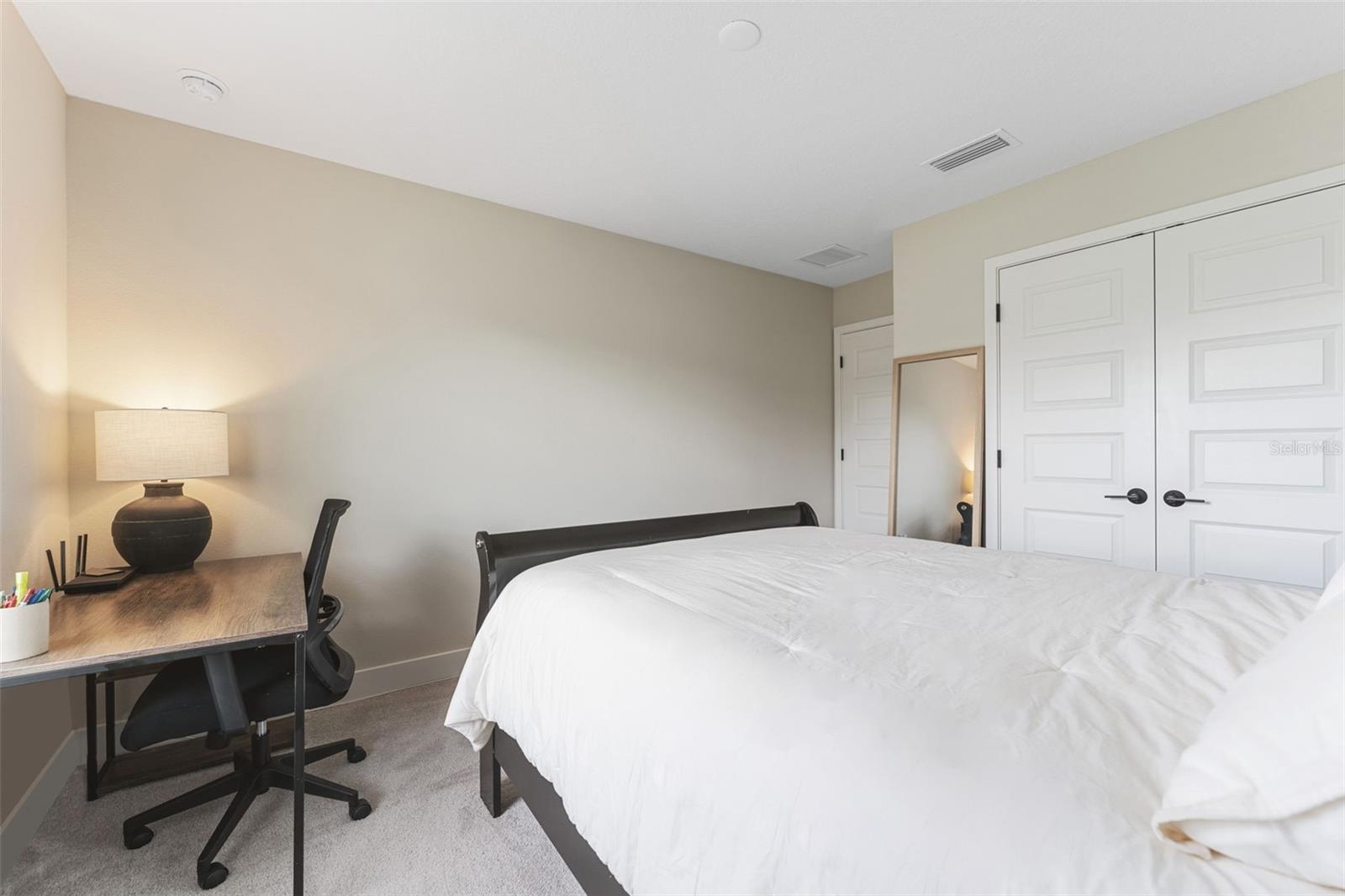 Listing photo id 38 for 4208 Central Avenue