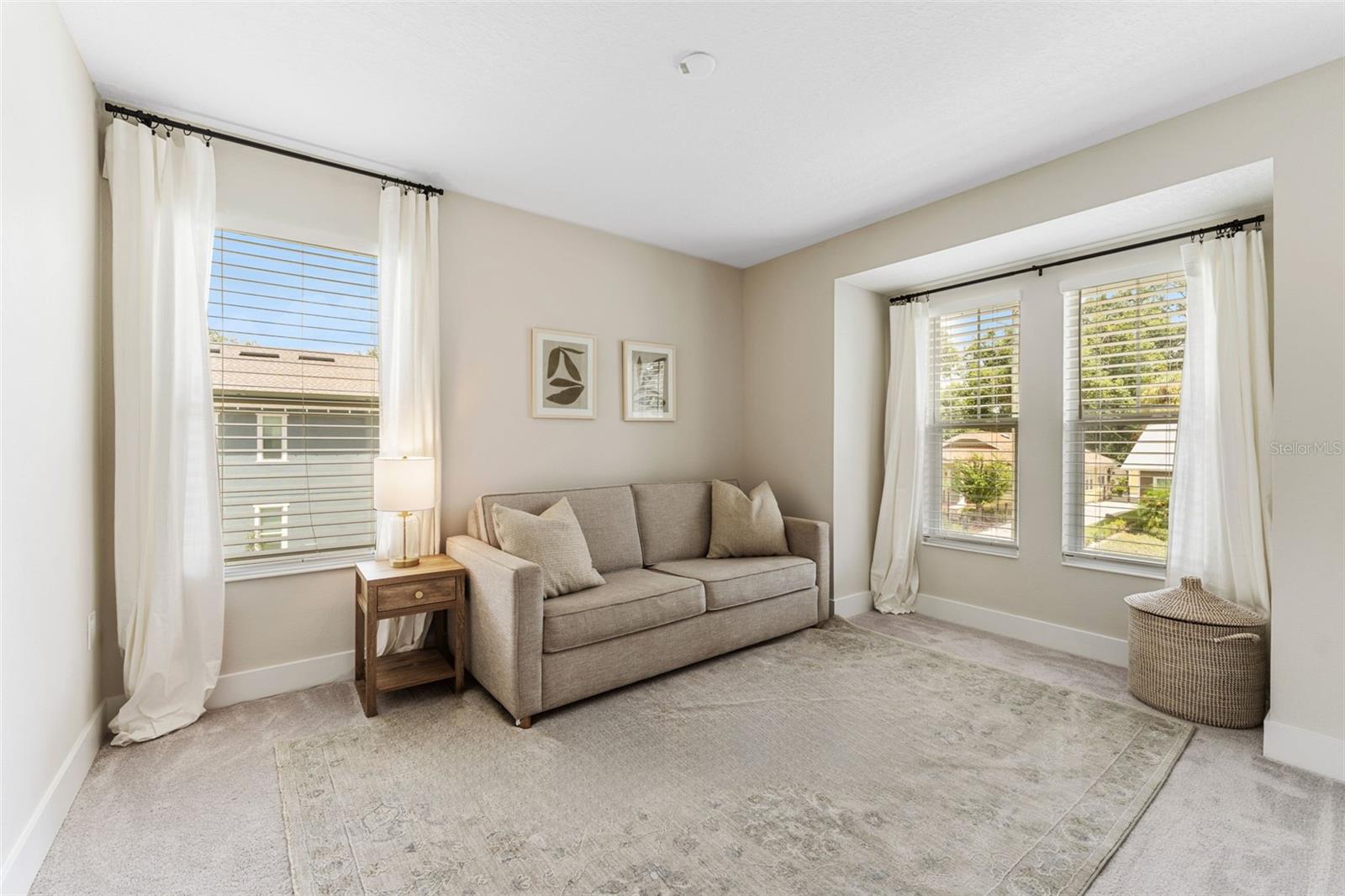 Listing photo id 42 for 4208 Central Avenue