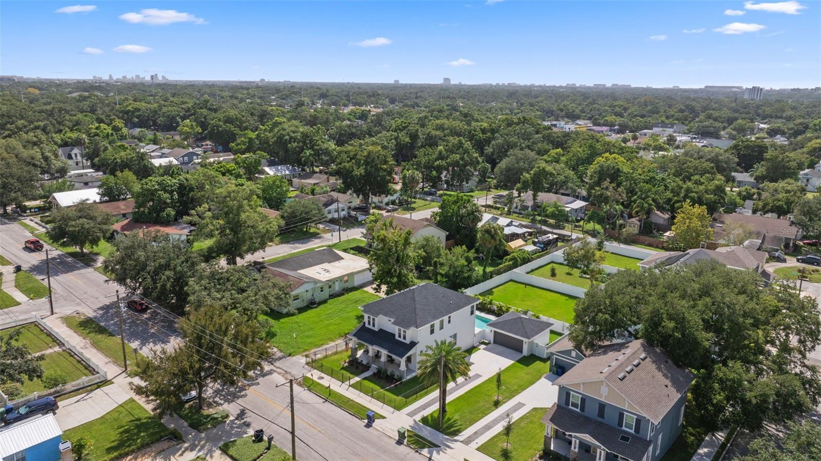 Listing photo id 53 for 4208 Central Avenue