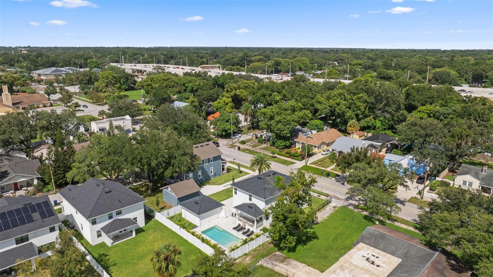 Listing photo id 58 for 4208 Central Avenue
