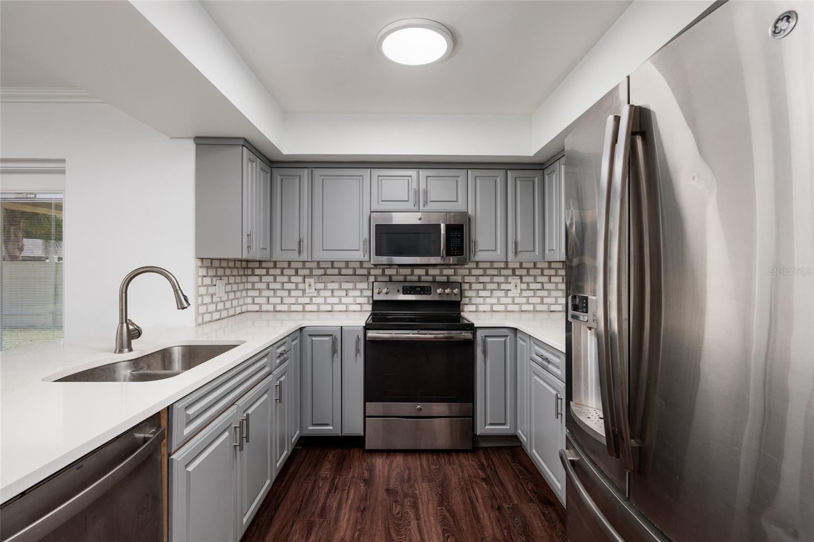 Image 7 of 28 For 2314 Landon Terrace