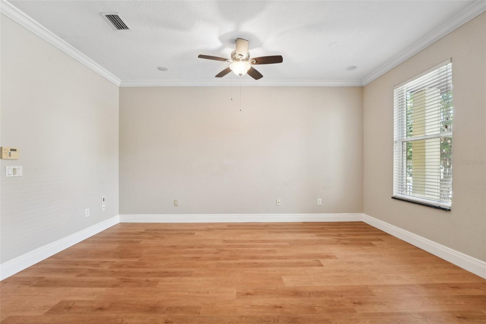 Image 11 of 44 For 117 Key Haven Court