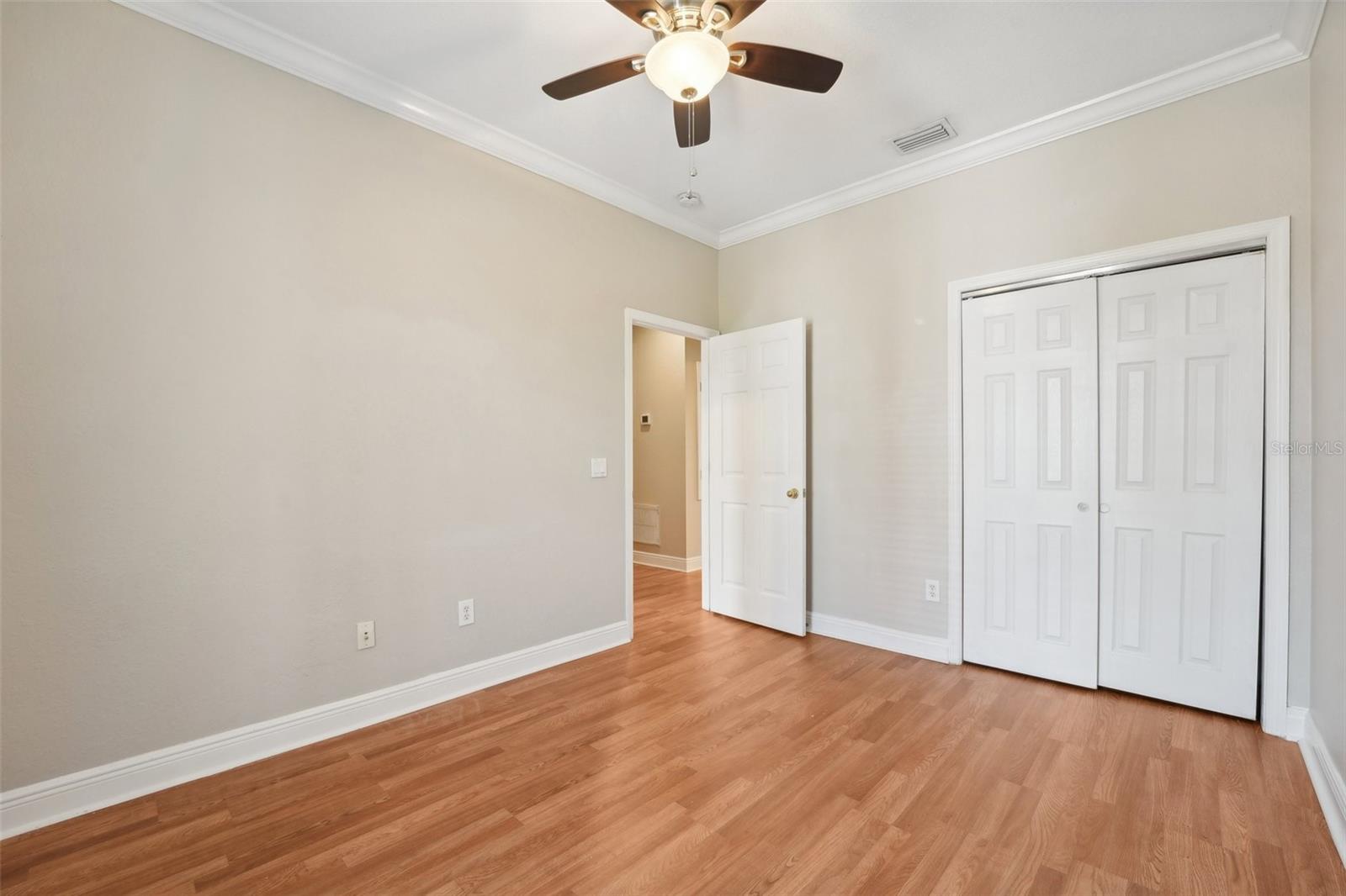 Image 18 of 44 For 117 Key Haven Court