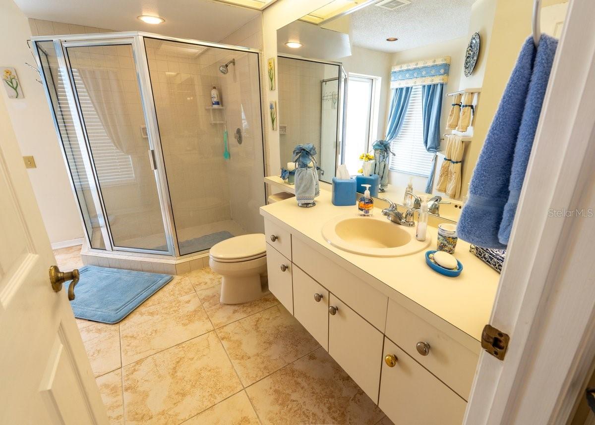 Listing photo id 20 for 30341 Fairway Drive