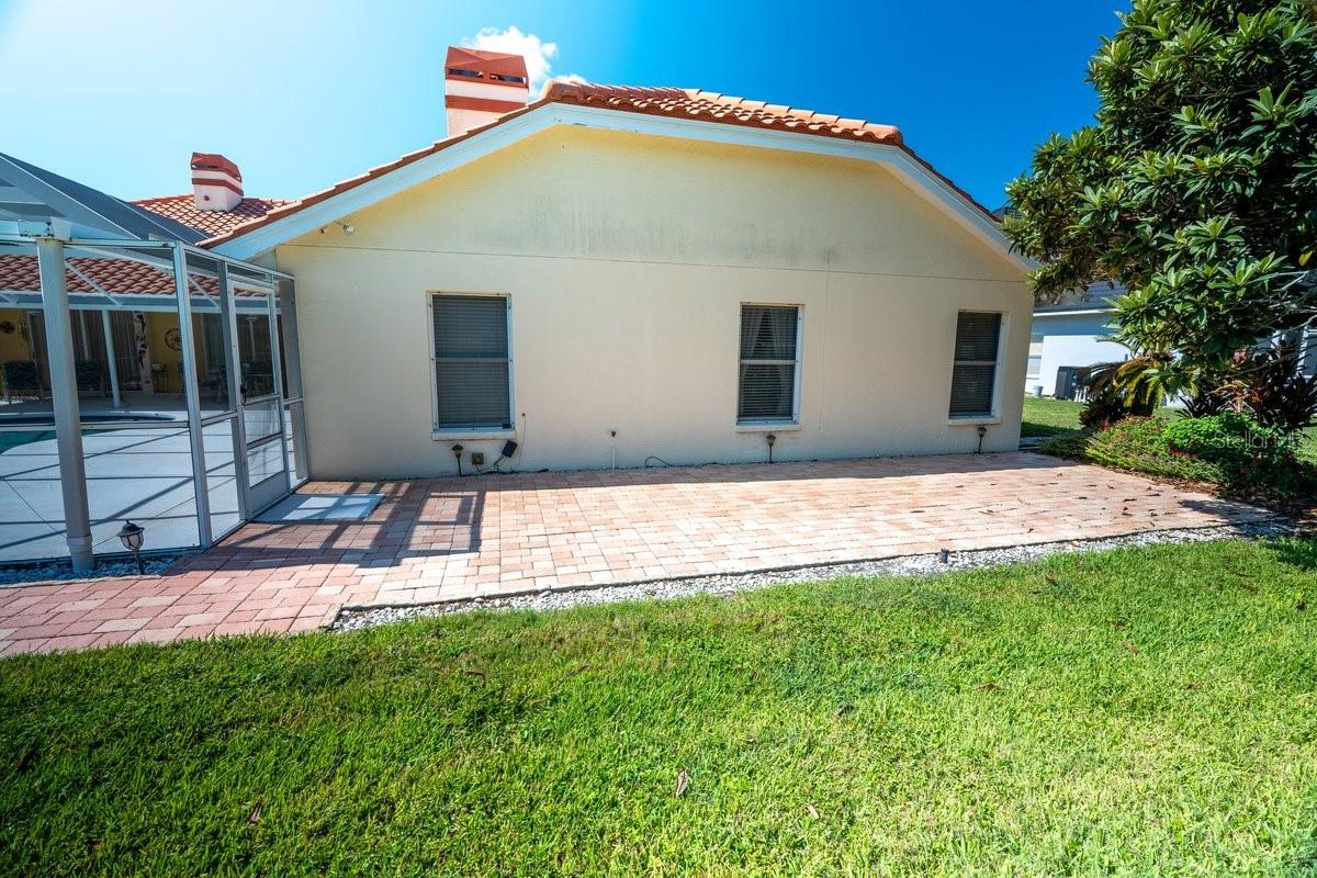 Listing photo id 28 for 30341 Fairway Drive