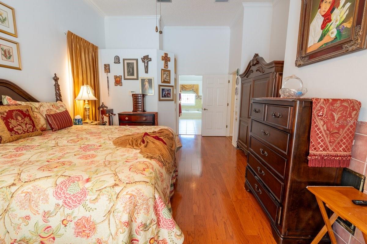 Listing photo id 7 for 30341 Fairway Drive