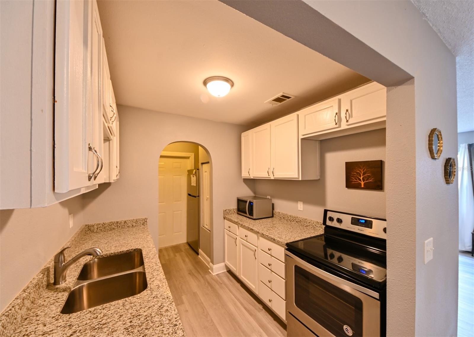 Image 13 of 42 For 10427 Abbeville Street
