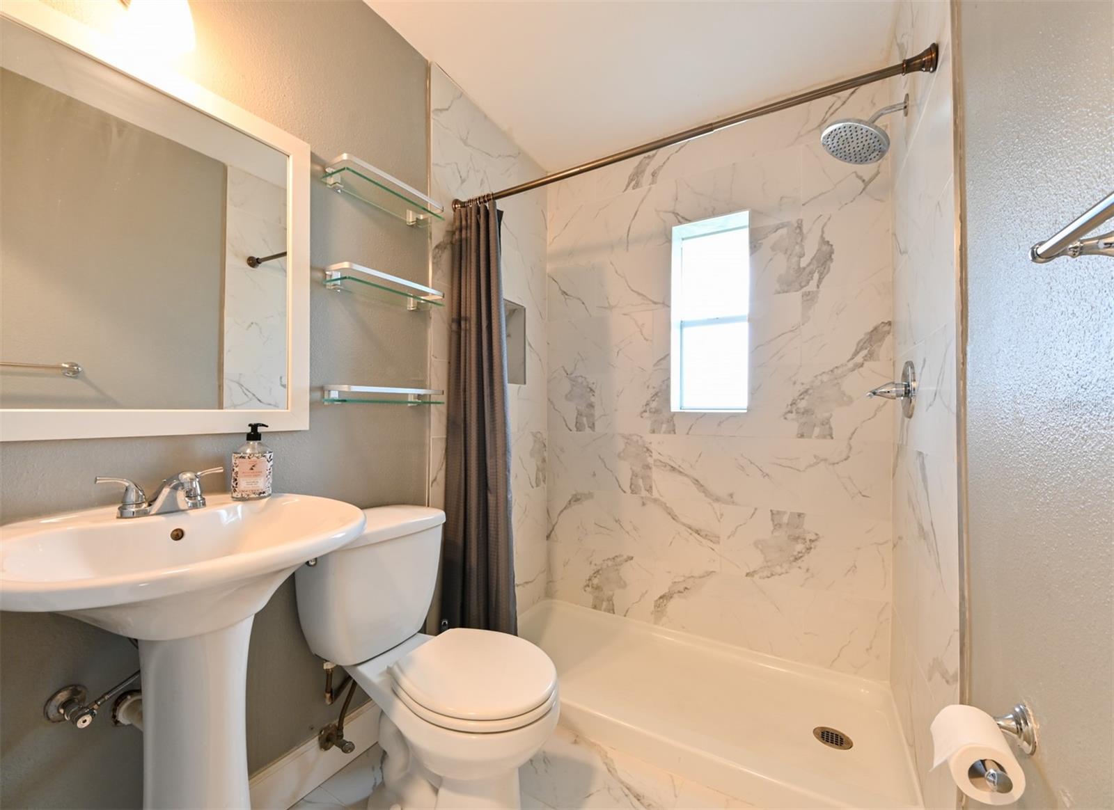 Image 21 of 42 For 10427 Abbeville Street